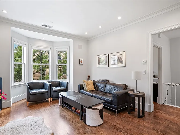 619 Franklin St #2 — Photo 2