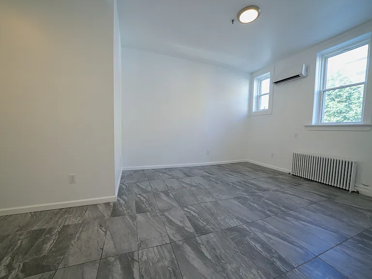 58-07 Metropolitan Ave #1B — Photo 5
