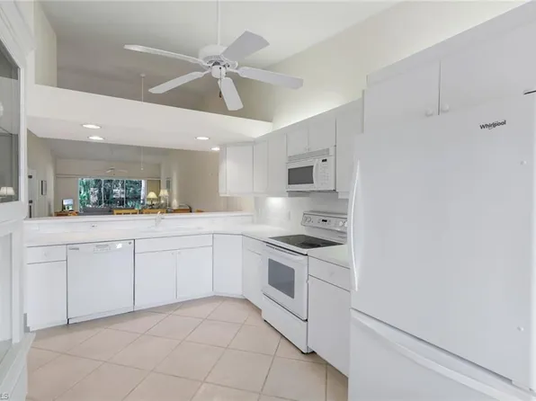 1660 Windy Pines DR #4, NAPLES, FL 34112