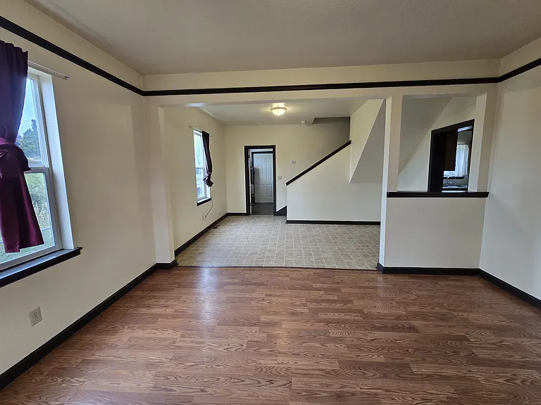 524 Main St — Photo 3