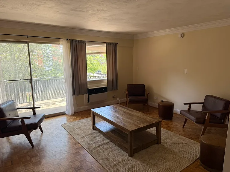 1800 Jefferson Park Ave #5 — Photo 2
