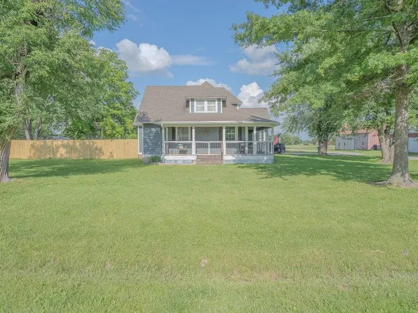 401 2nd St, Uniontown, KS 66779