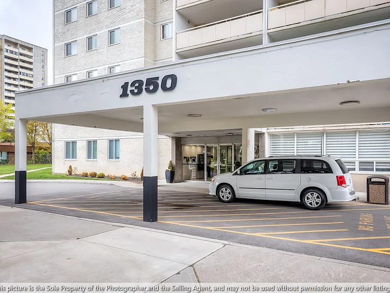 1350 York Mills Rd #1802 — Photo 25