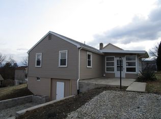 5044 Erbs Bridge Rd, Mechanicsburg, PA 17050