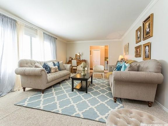4th image of 2739 E Sommet Dr