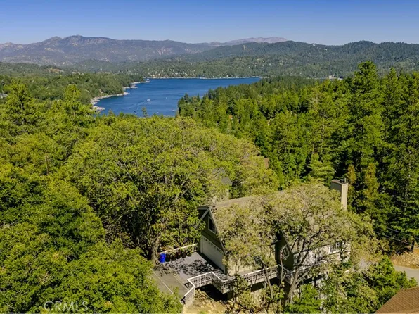 915 Breithorn Dr, Lake Arrowhead, CA 92352