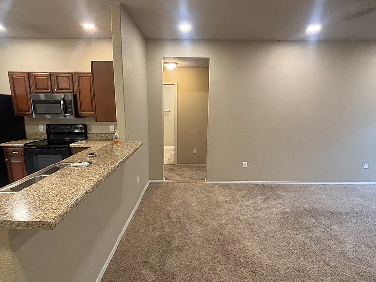 3020 Beechwood Dr — Photo 23