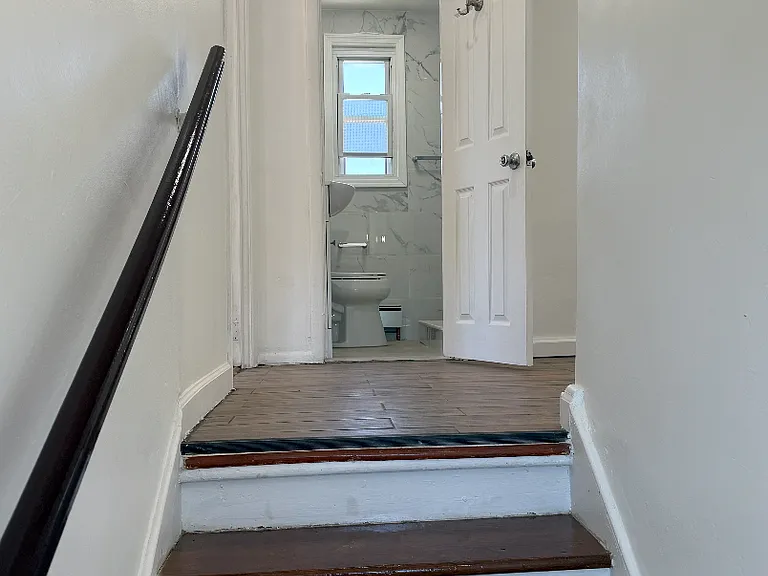 2541 Bouck Ave #2 — Photo 2