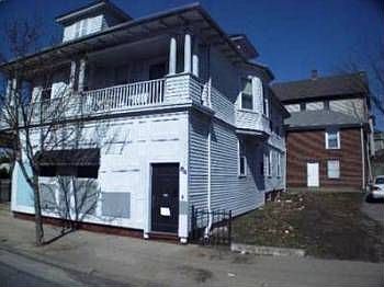 2nd image of 82 Ledge St
