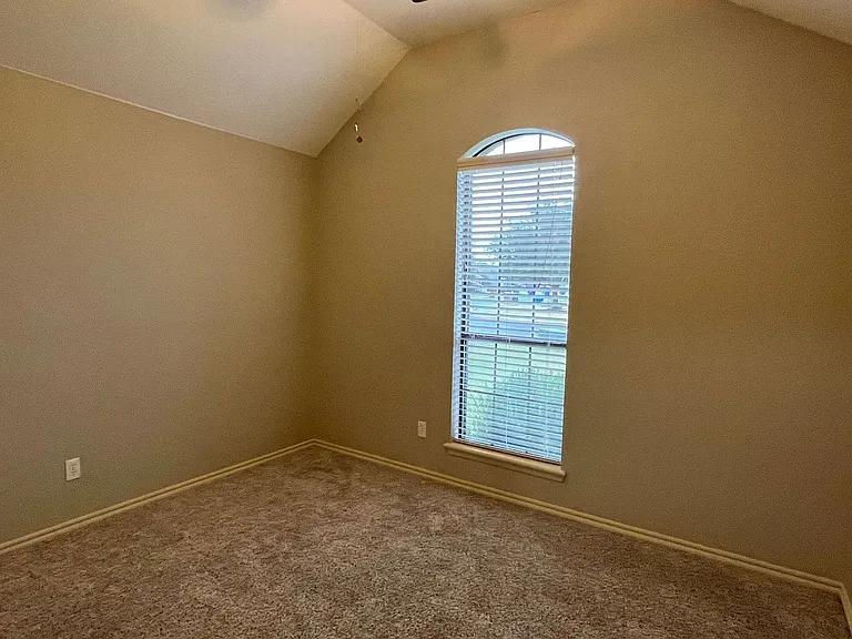 2225 Washita Trl — Photo 14