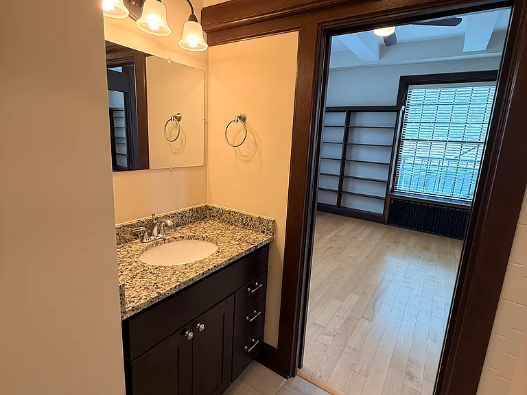 City Club Apartments — Photo 19