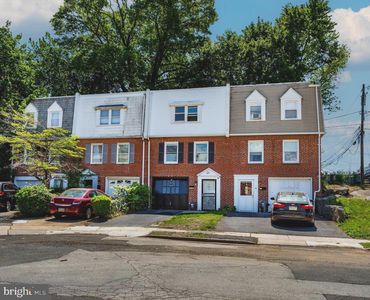 415 Arlington Ave, Upper Darby, PA, 19082