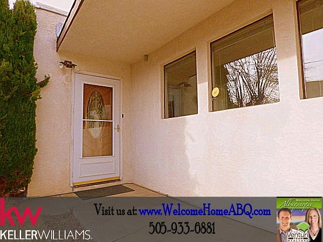 1st image of 737 Alvarado Dr SE