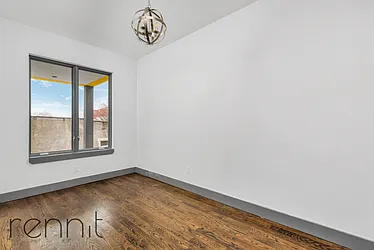 Rented by Rennit Inc.