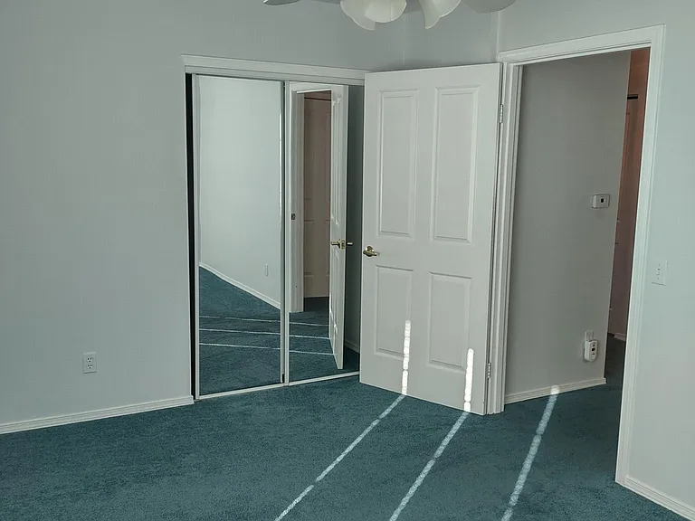 1073 Moon Shadow Ct — Photo 17