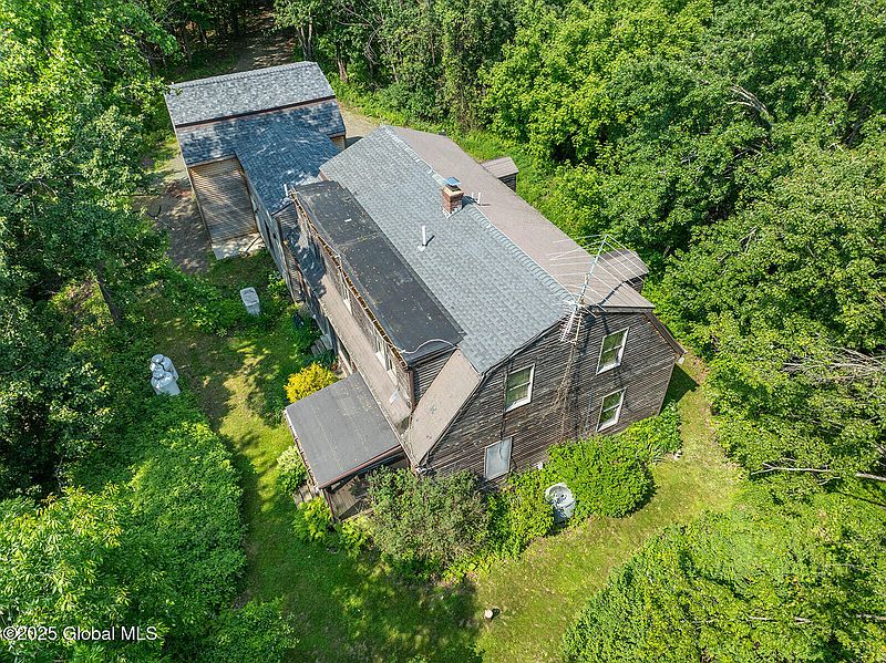 5th image of 246 Ryan Road