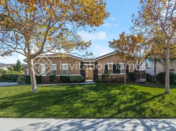 7833 Calle Del Rio St, Highland, CA 92346