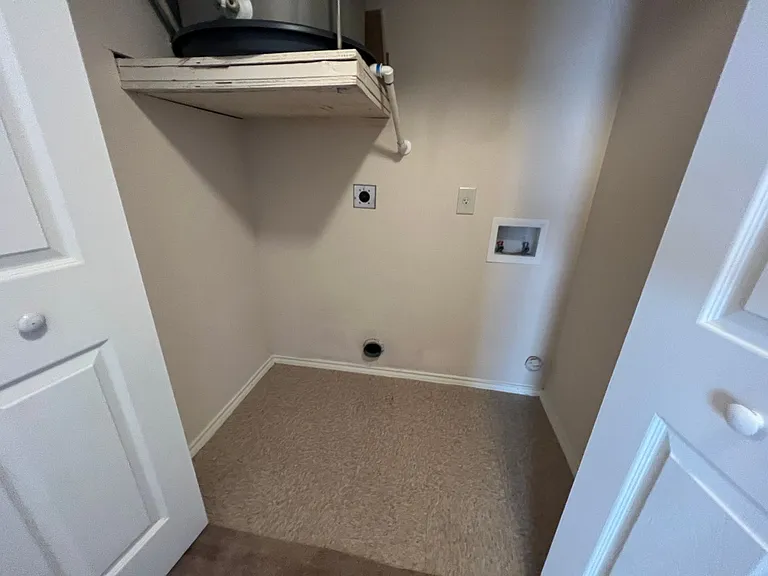 810 Station St — Photo 10