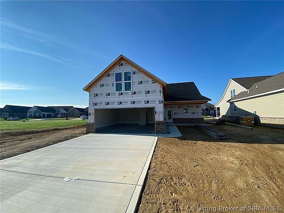 2nd image of 1841 Augusta Boulevard Lot 302