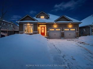 701 Stonehenge St, Kingston, ON K7P0B2