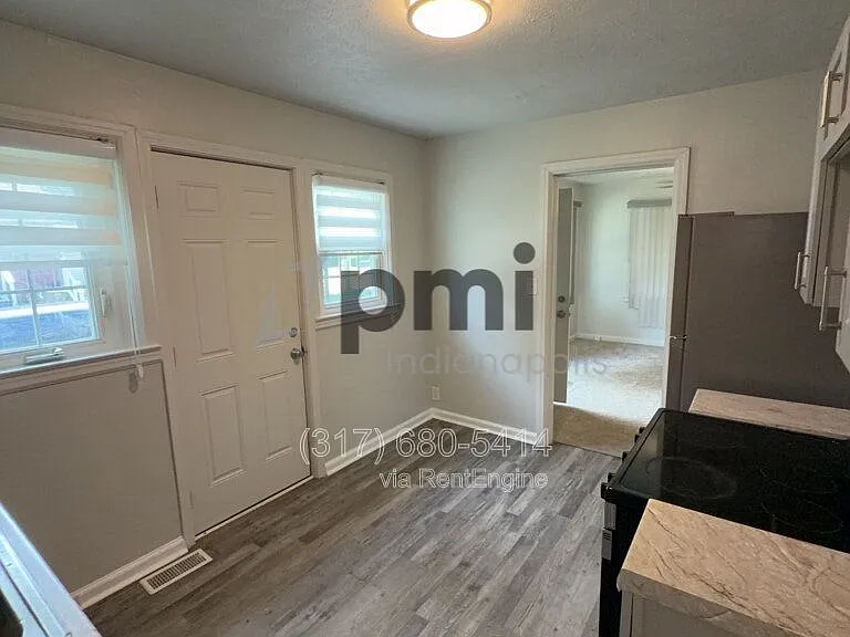 4301 Crittenden Ave — Photo 8