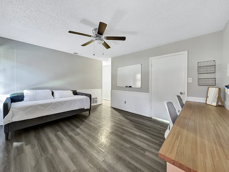 1522 Springtree Cir — Photo 22