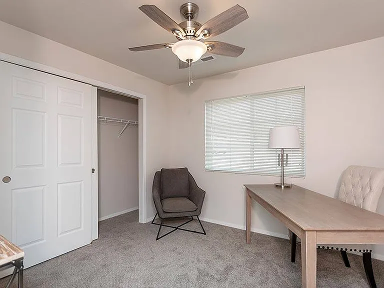 TRAILSIDE ESTATES APARTMENT HOMES — Photo 5