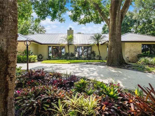 240 44th Ter SW, Vero Beach, FL 32968