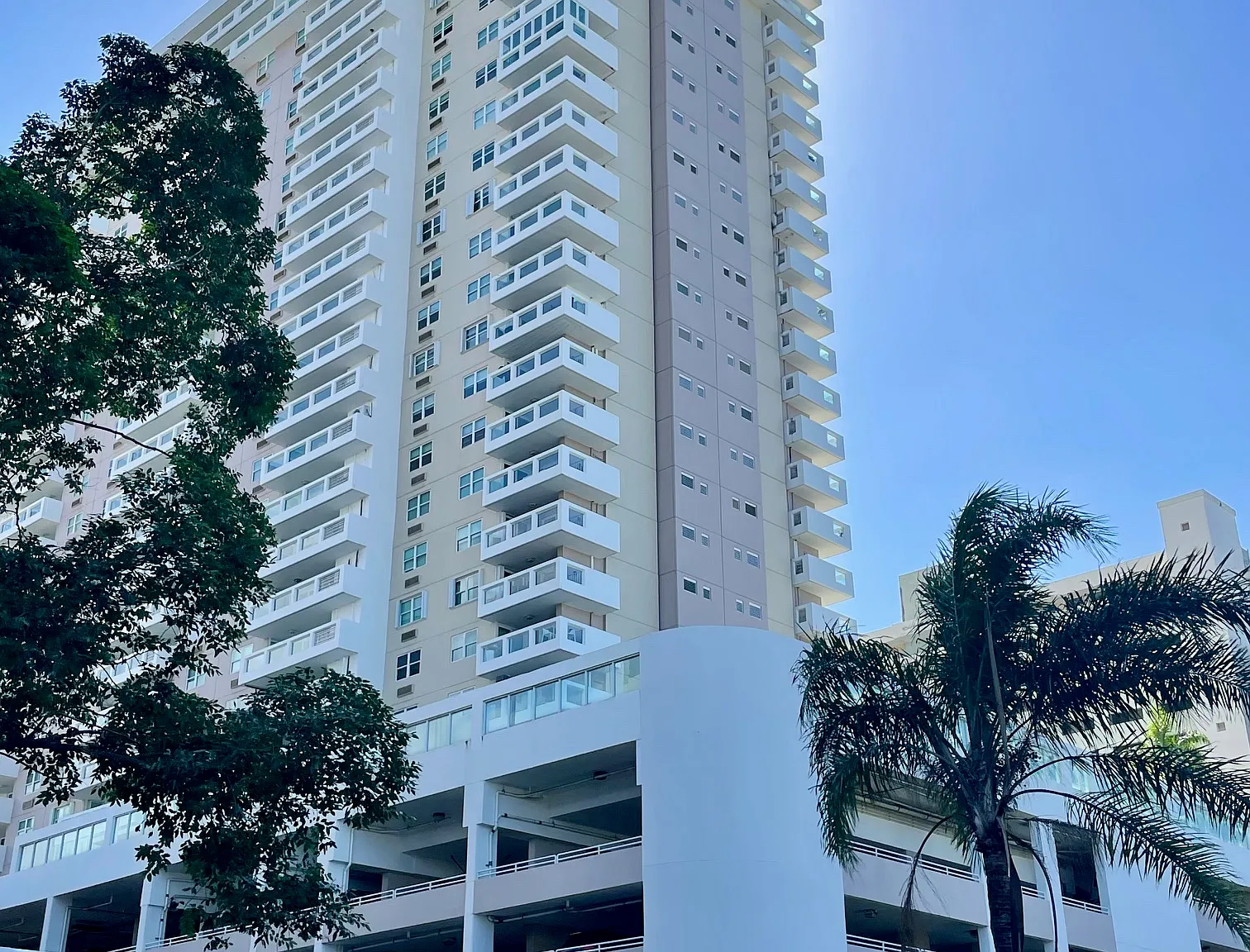 2 bed, 1244 sqft, $3,250 — Photo 1