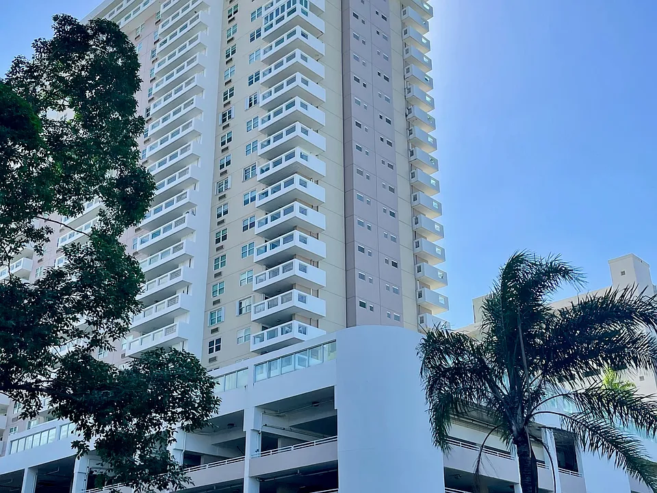 2205 The Coliseum Tower Residences At 576 Ave #2205