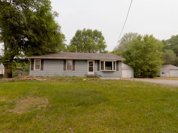 2810 Cemetery Rd, Morris, IL 60450