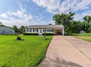 28 Doris Ave, O Fallon, MO 63368