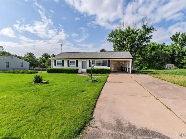 28 Doris Ave, O Fallon, MO 63368