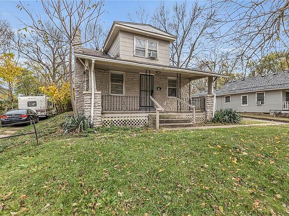 2nd image of 6947 College Ave