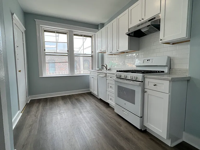 47 Hooker St — Photo 3