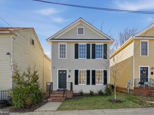 19 W Germain St, Winchester, VA 22601