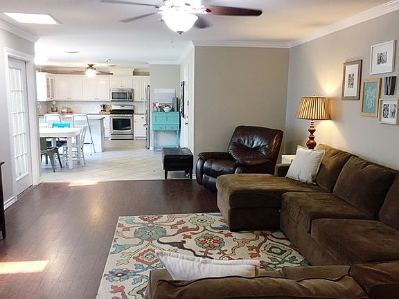 5th image of 2602 A & M Cir
