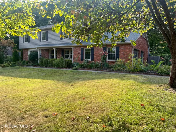 8424 Corteland Dr, Knoxville, TN 37909