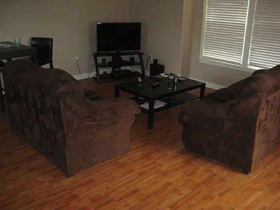 4th image of 3914 W Heffron Dr #2