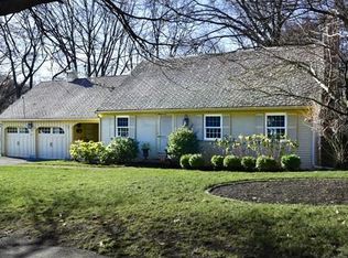 14 Greenleaf Dr, Danvers, MA 01923