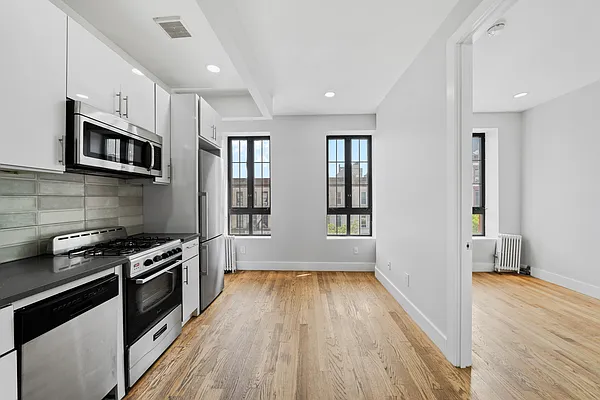 Rented by Vector New York, LLC | media 6