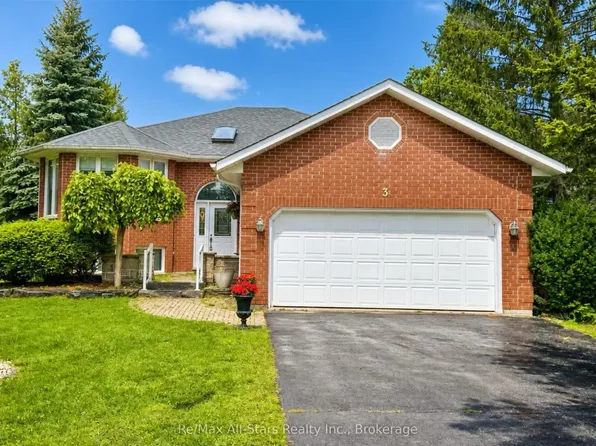 3 Governors Dr, Kawartha Lakes, ON K0M 1A0