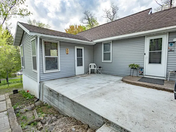 409 N Adams St, Saint Croix Falls, WI 54024