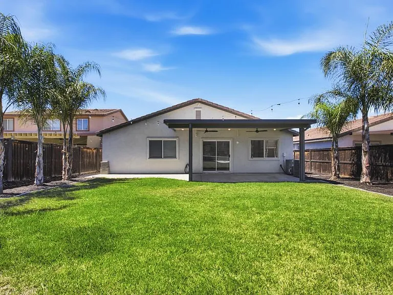 23856 Silver Summit Ct — Photo 30