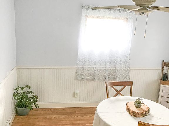 4th image of 753 Wilson Ave