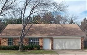 1st image of 2308 Woodside Dr