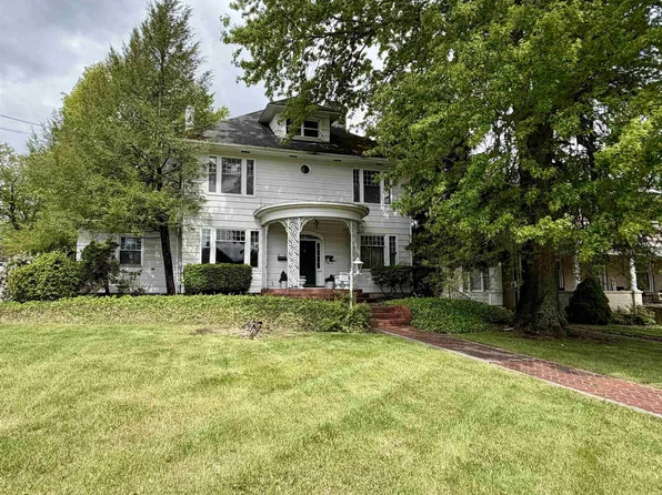 608 Milford St, Clarksburg, WV 26301