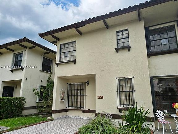 3rd image of 12247 SW 17th Ln APT 105