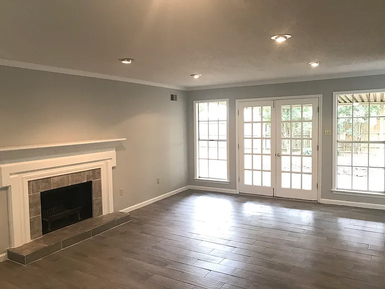 7028 Ashaway Cv — Photo 5