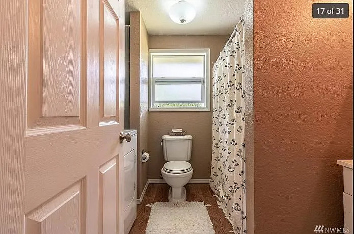 1031 NE Larson Blvd — Photo 14